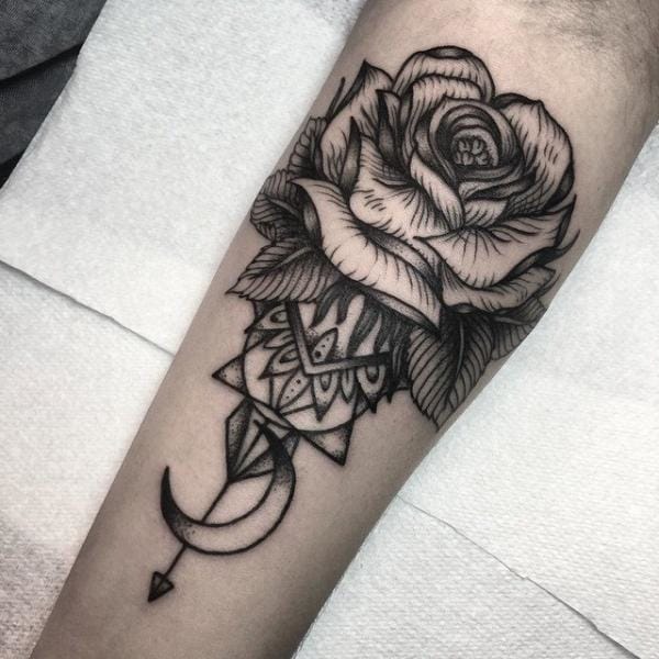 rose tattoo black and grey