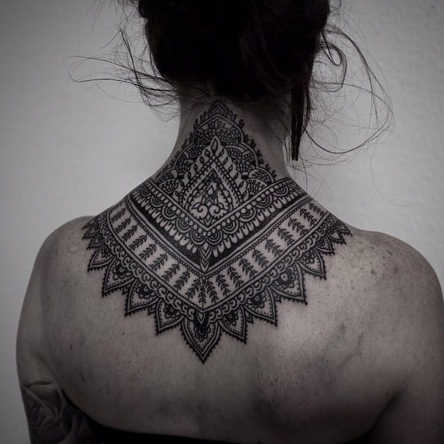 16 Elegant And Bold Nape Tattoos | Tattoodo
