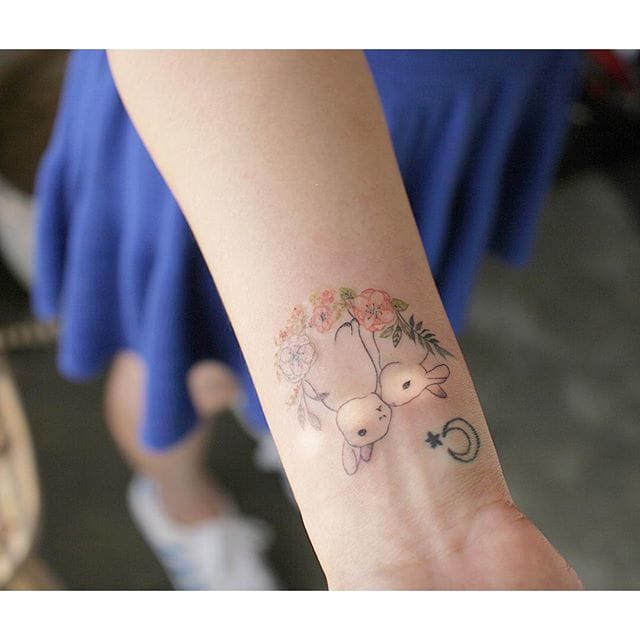 21 Gorgeous Wrist Tattoos For Every Woman | Tattoodo